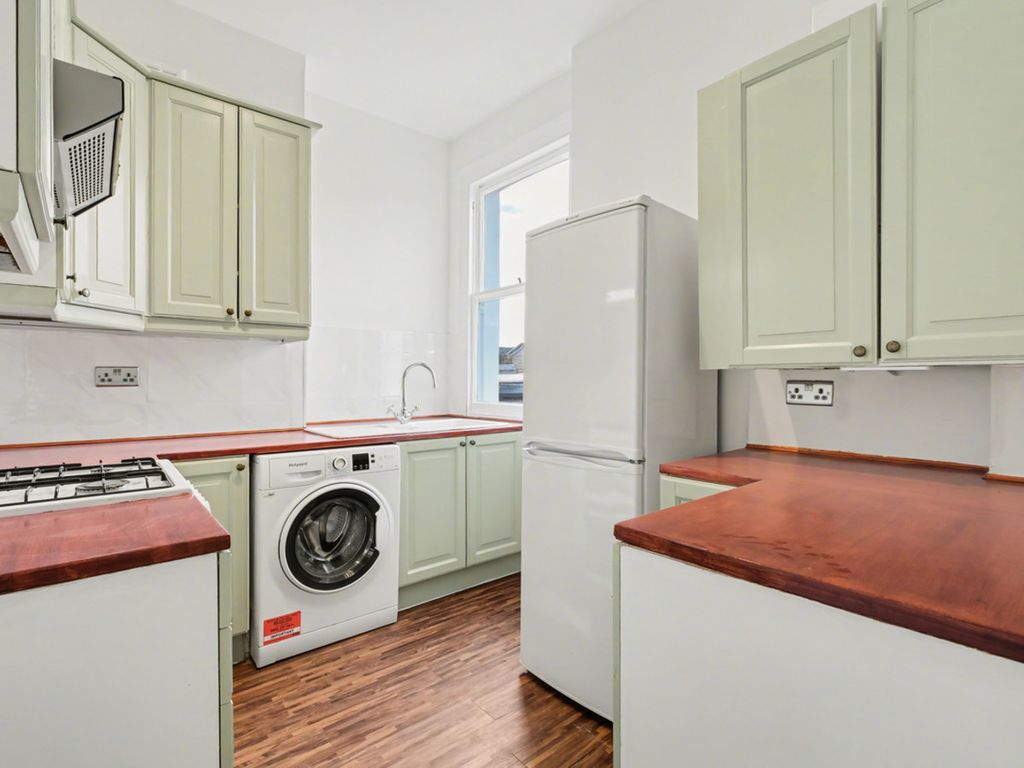 Property photo 3 of 8