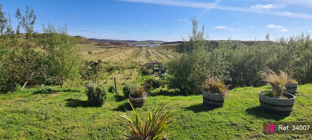 Property photo 2 of 32