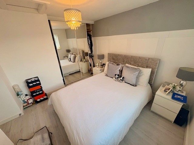 Property photo 2 of 25 Image