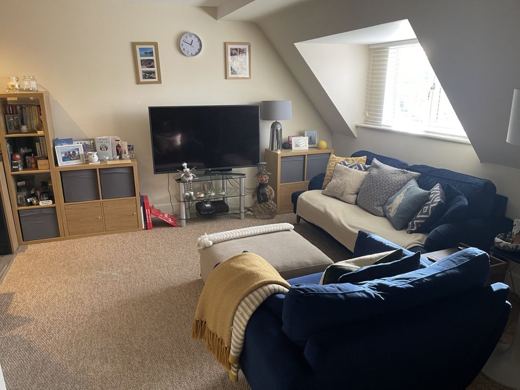 Property photo 3 of 12 Picture No. 16