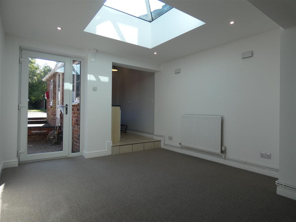 Property photo 3 of 20 P1180935.Jpg