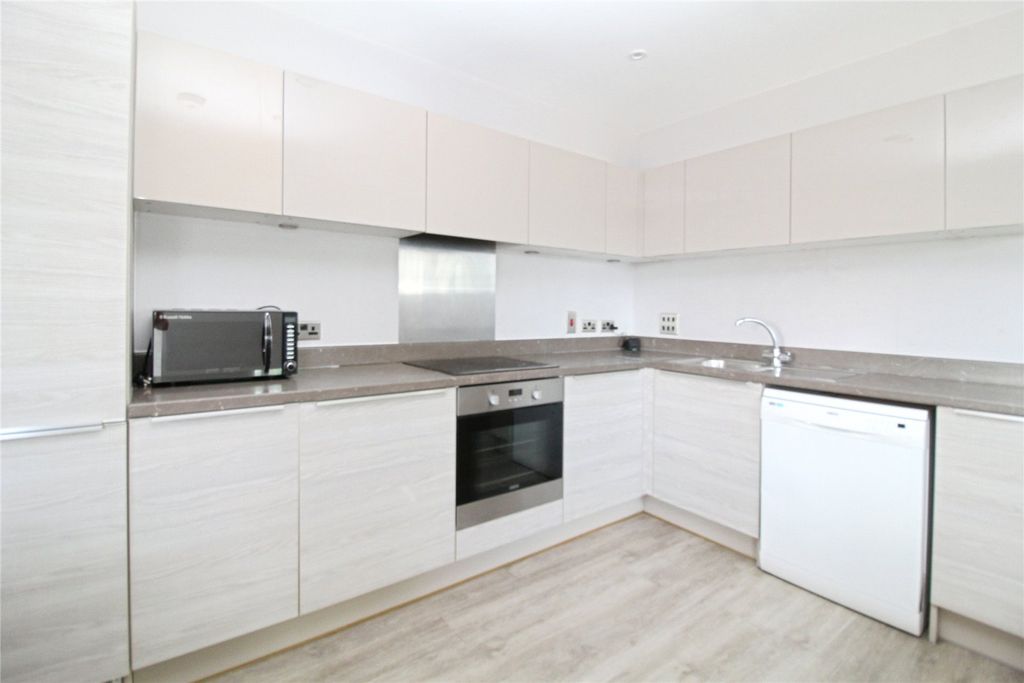 Property photo 2 of 10 Kitchen