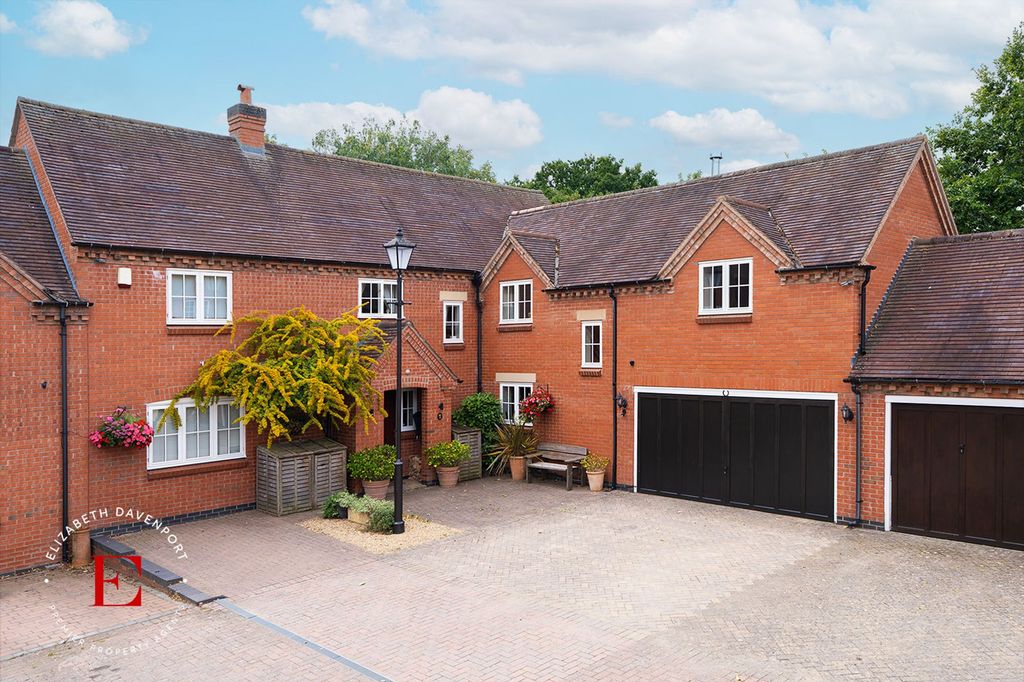 Property photo 1 of 62