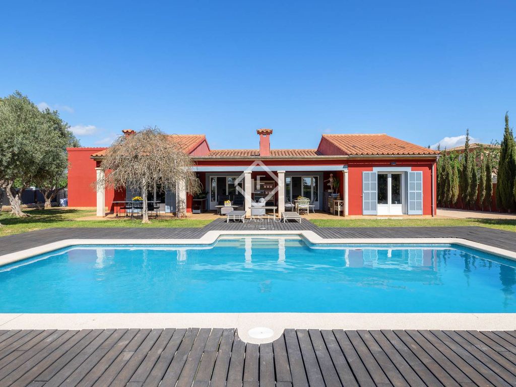 Property photo 2 of 26