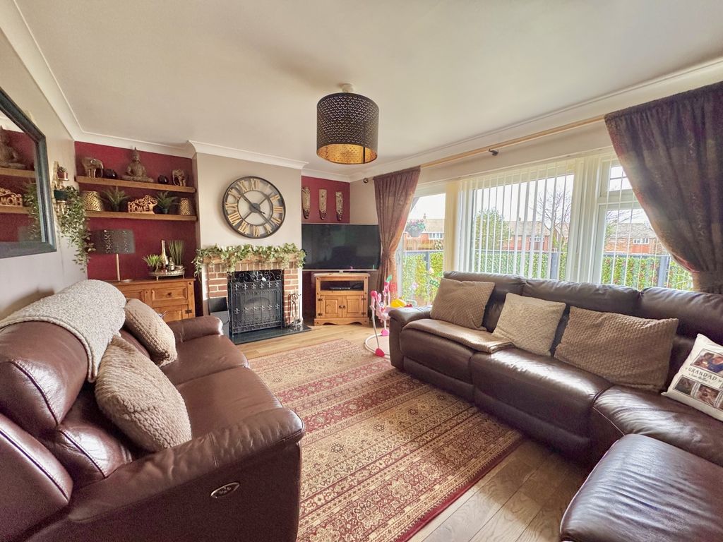 Property photo 3 of 19 Img_8458