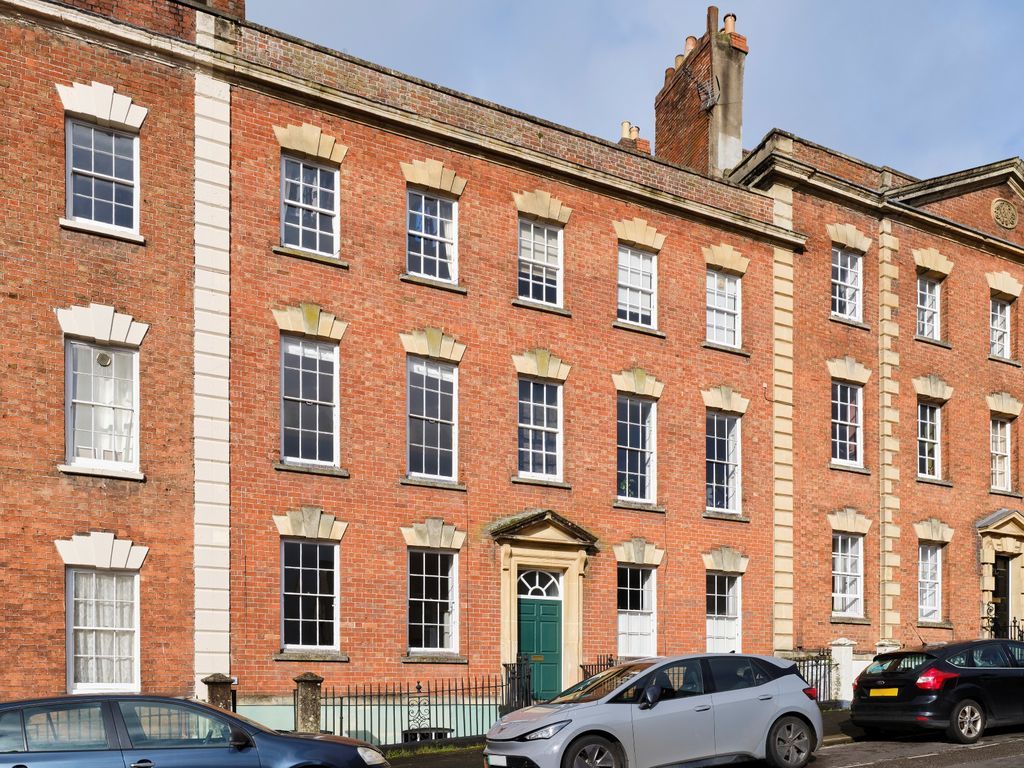 Property photo 2 of 13 External