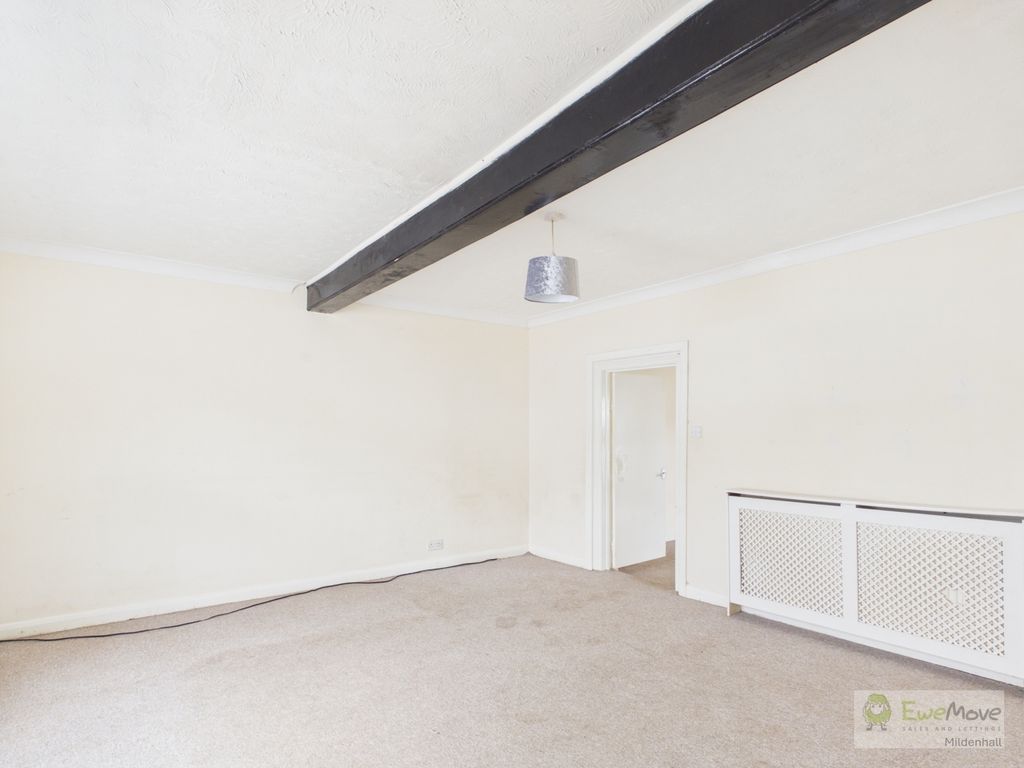 Property photo 3 of 30 Cam03603G0-Pr0074-Still001