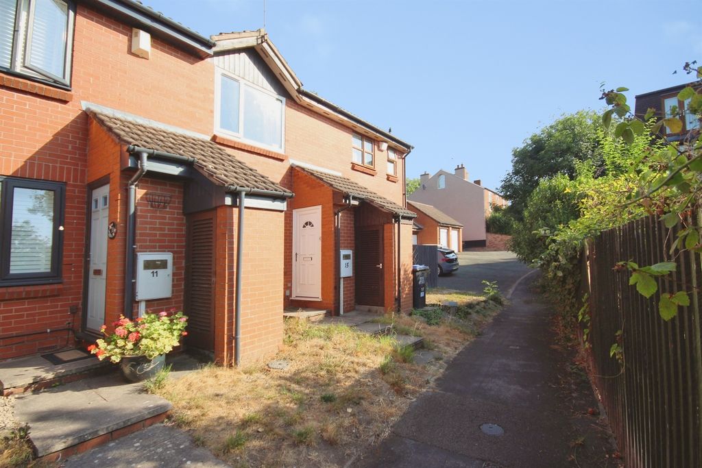 Property photo 1 of 14