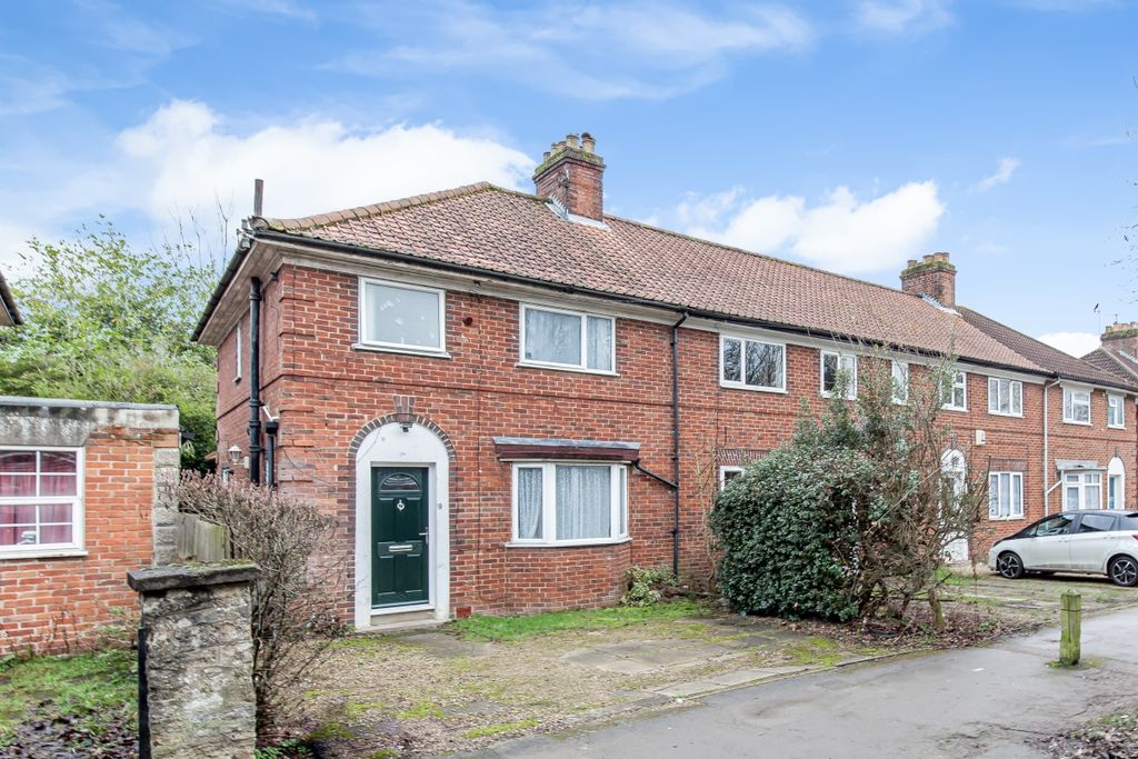 Property photo 1 of 9 122035