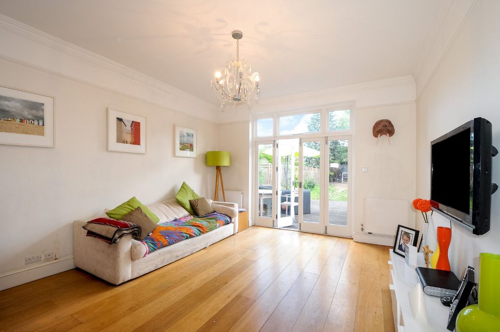 Property photo 2 of 5 Picture No. 13