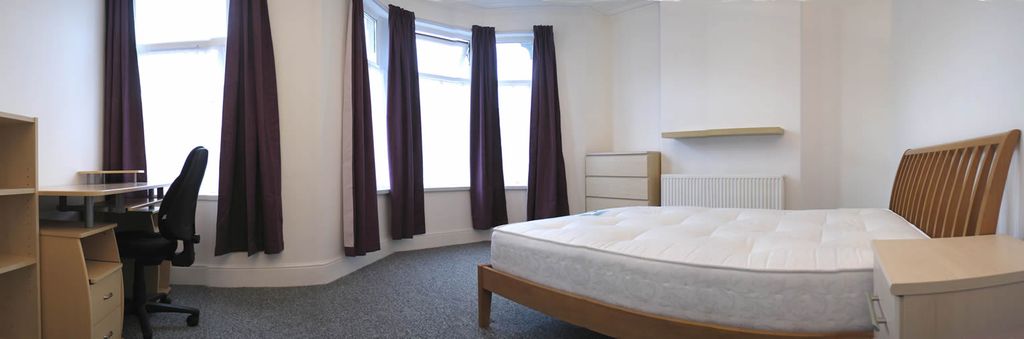 Property photo 3 of 7 Example Of Bedroom