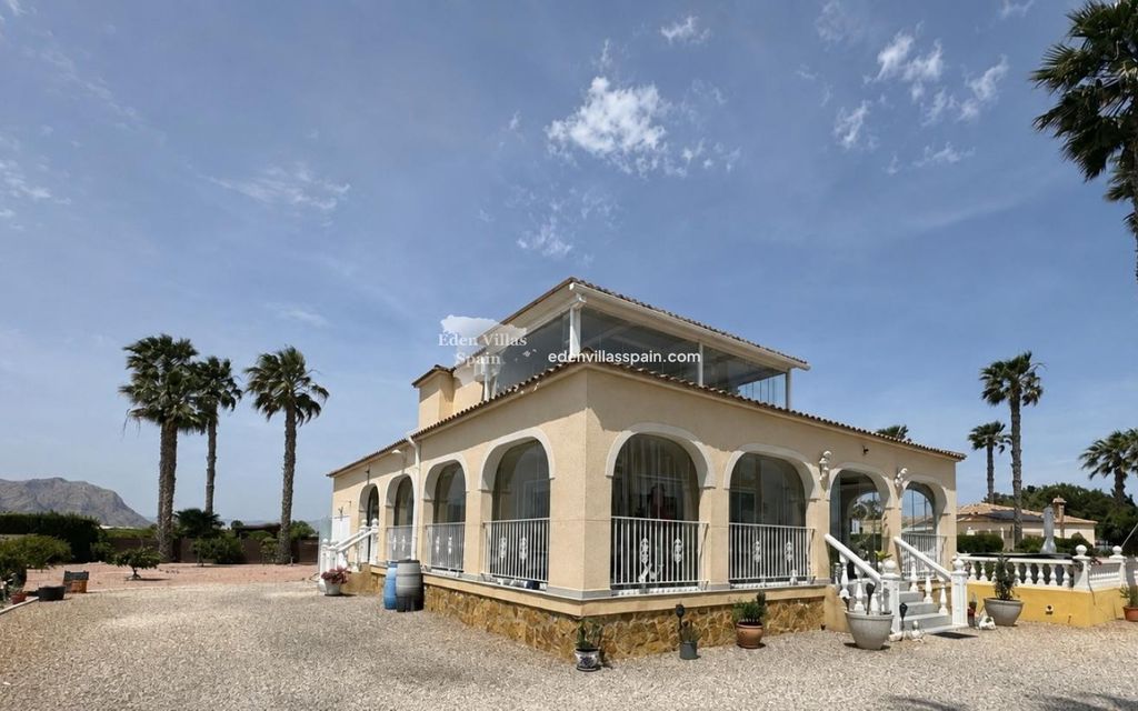 Property photo 3 of 28