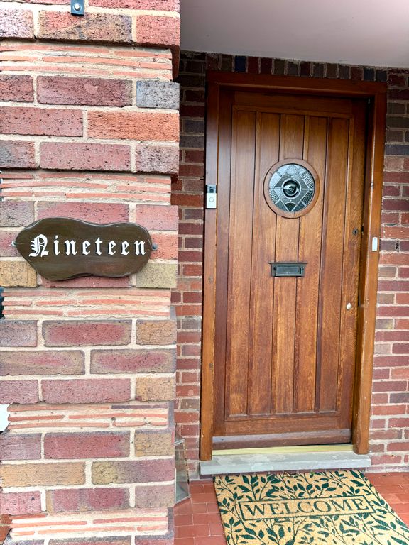 Property photo 3 of 46