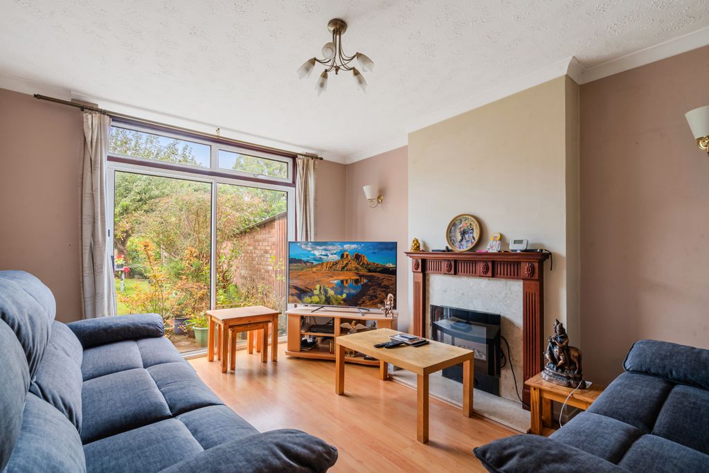 Property photo 3 of 16