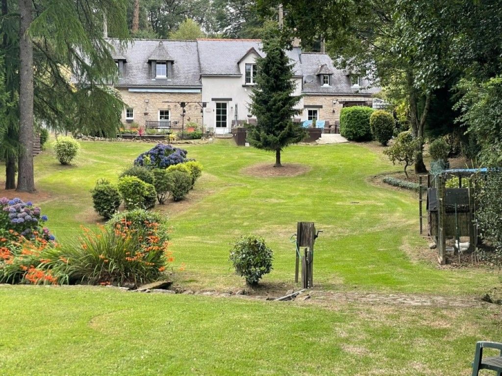 Property photo 3 of 27