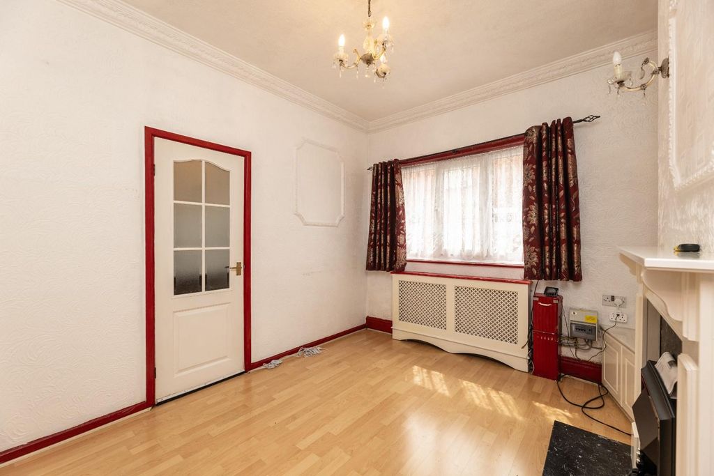 Property photo 3 of 18 3V9A6820.Jpg