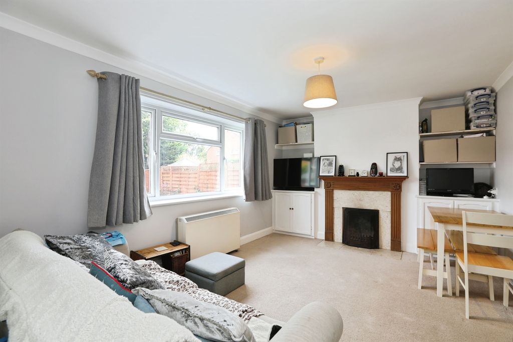 Property photo 3 of 24