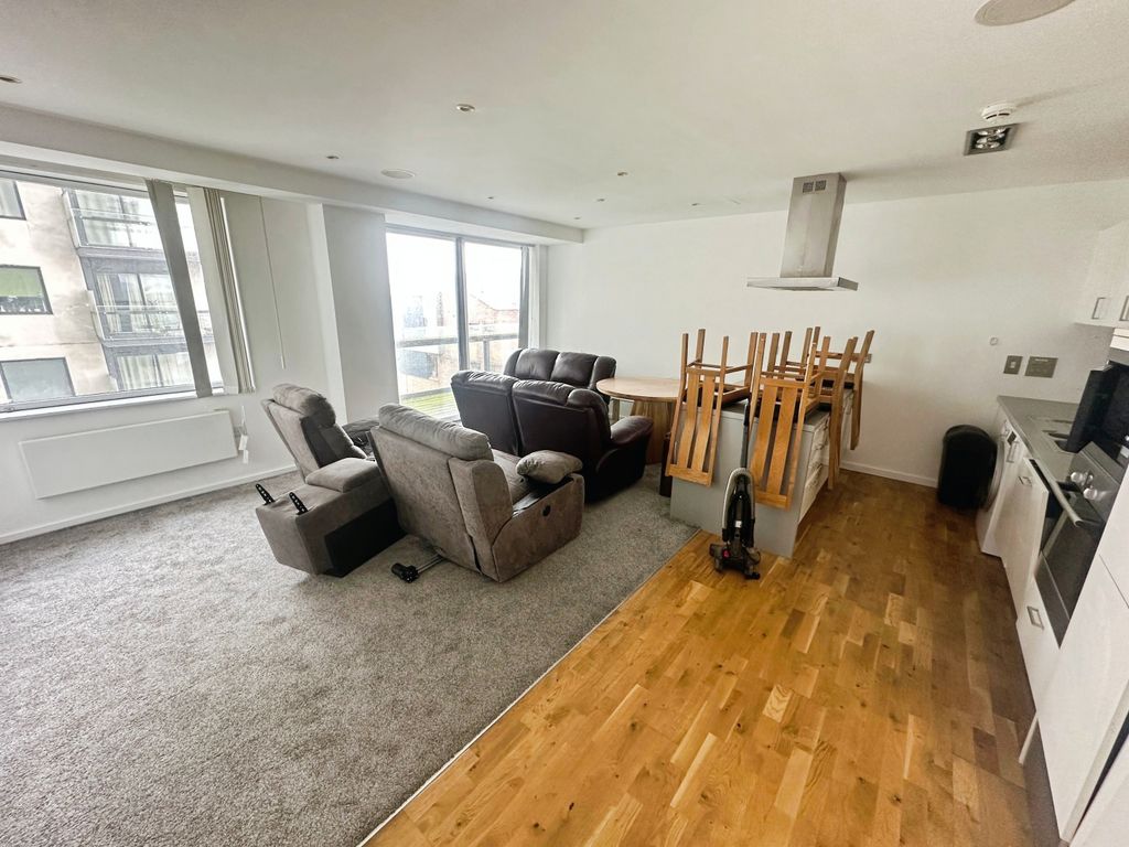 Property photo 3 of 11 Image