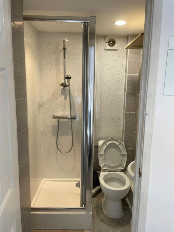 Property photo 3 of 3