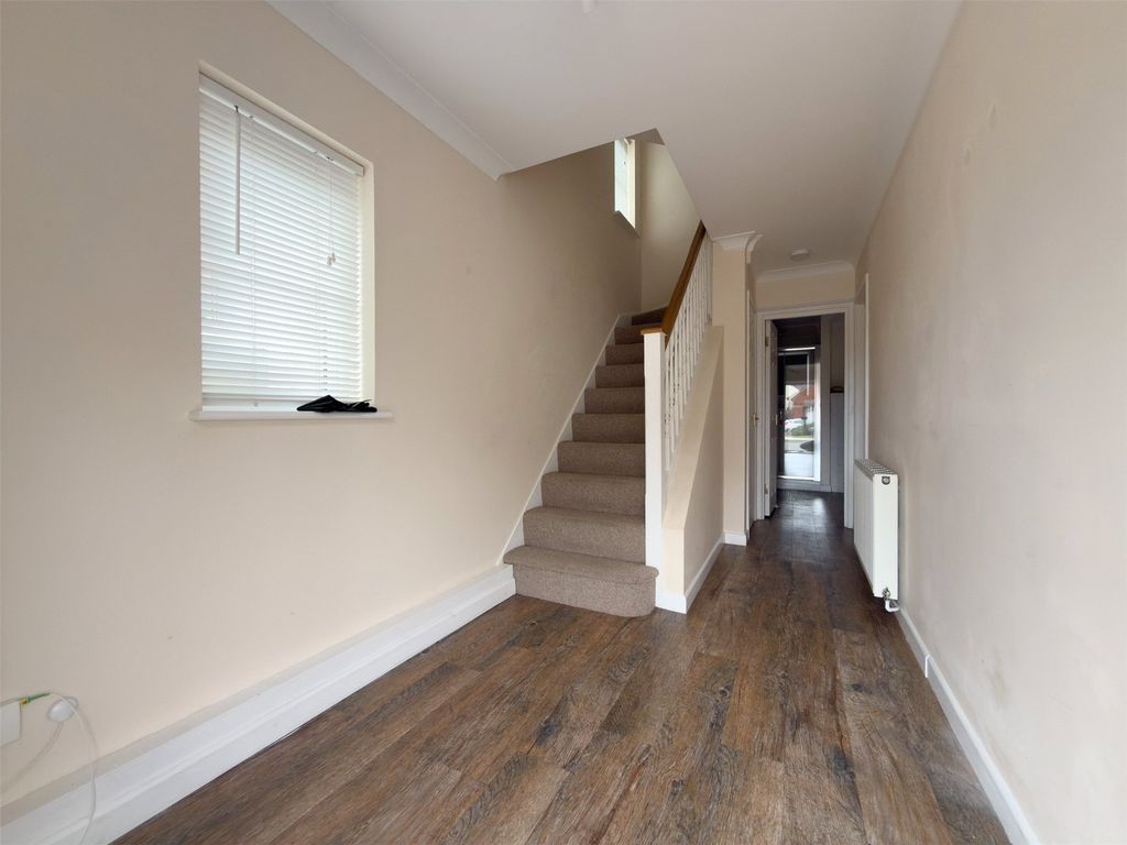 Property photo 3 of 22 Entrance
