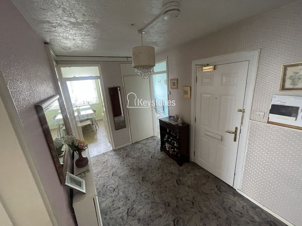 Property photo 2 of 14 Photo 12