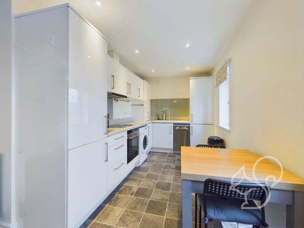 Property photo 3 of 10 Cam01254G0-Pr0123-Still003.Jpg