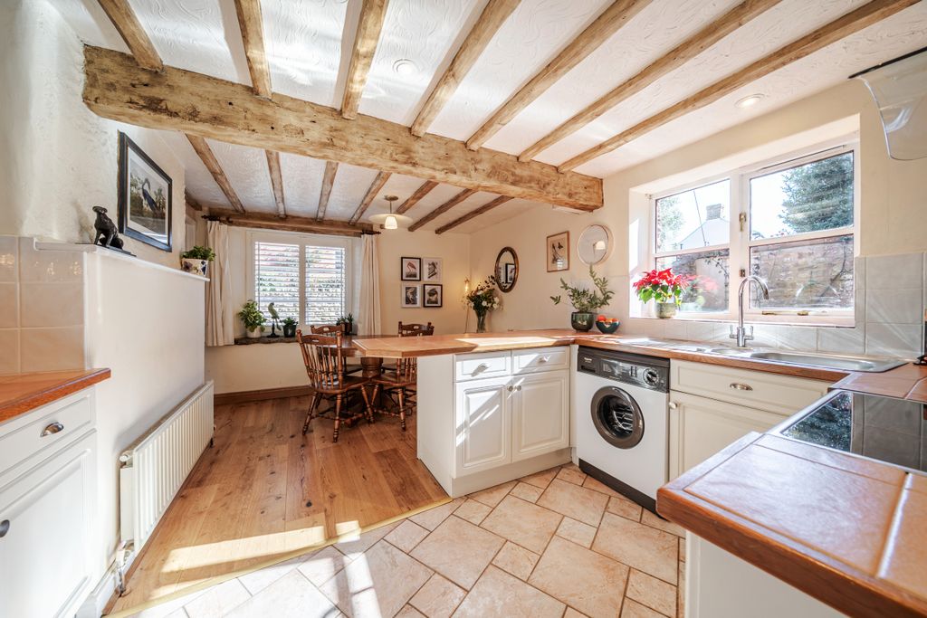 Property photo 3 of 23 Kitchen / Dining Room
