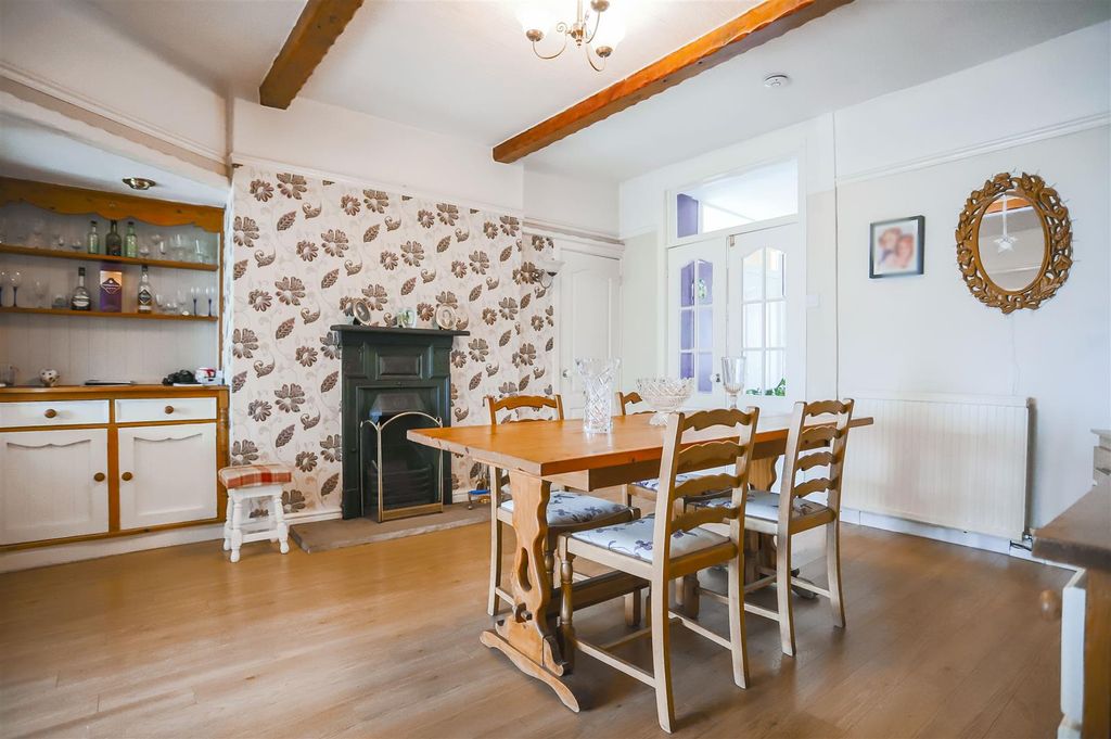 Property photo 2 of 17 13.Jpg
