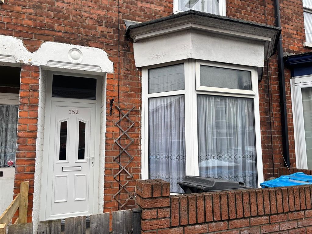 Property photo 1 of 7 Front House.Jpg