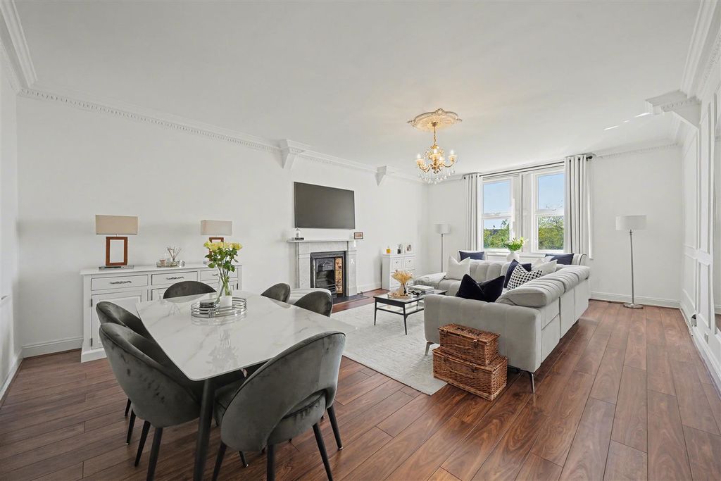 Property photo 1 of 10 Flat 16, Palace Court Nw3 6Dn-No Watermark-5.Jpg