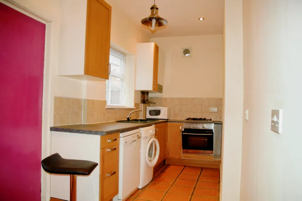 Property photo 2 of 9