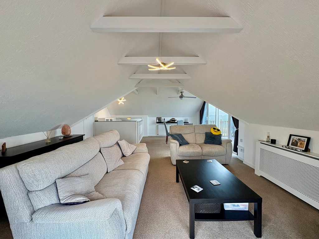Property photo 3 of 11 Not Specified