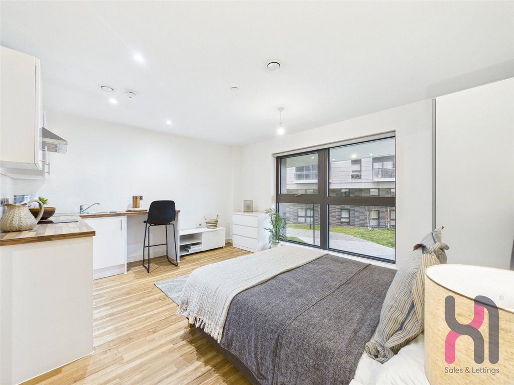 Property photo 3 of 11 Picture No. 23