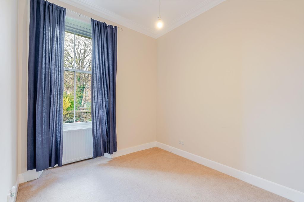 Property photo 3 of 17 Image