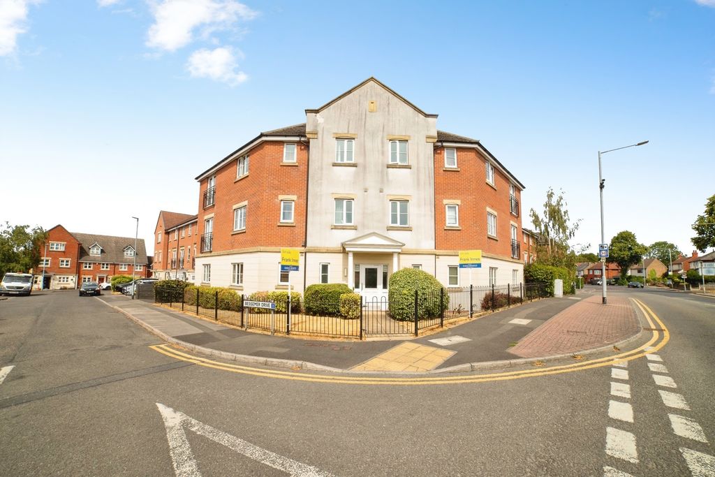 Property photo 1 of 11 Pbox-Img.Jpg