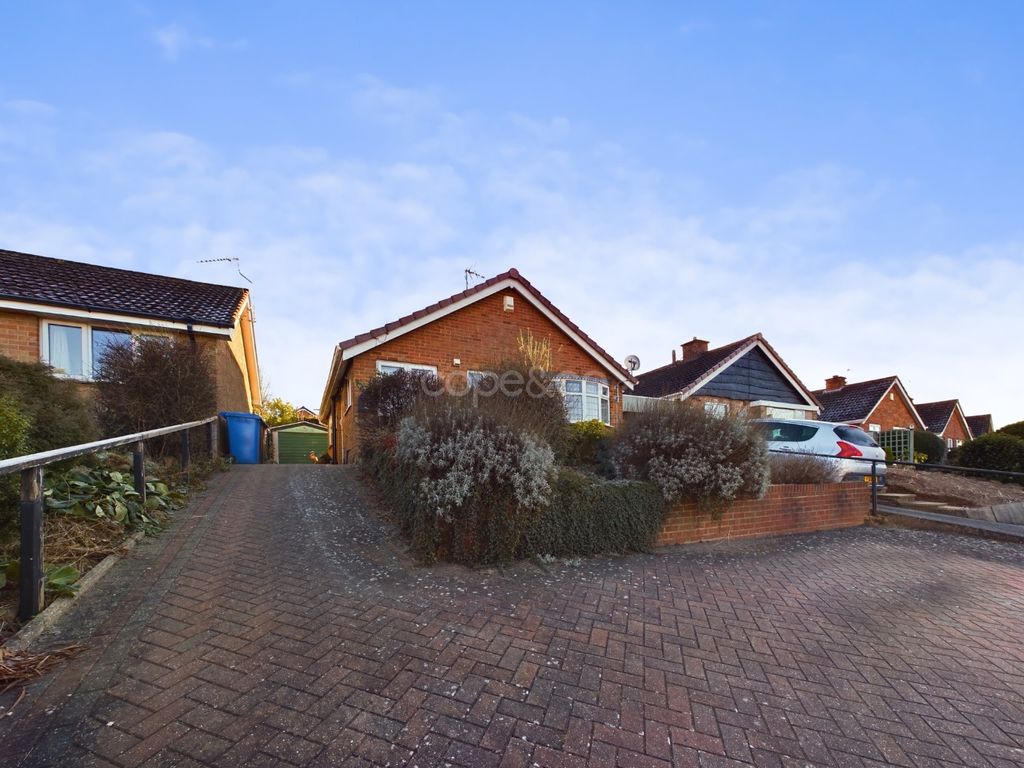 Property photo 1 of 12 2926644