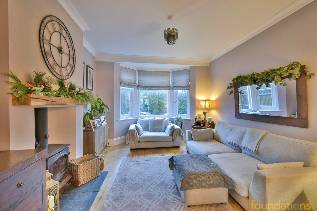 Property photo 2 of 16