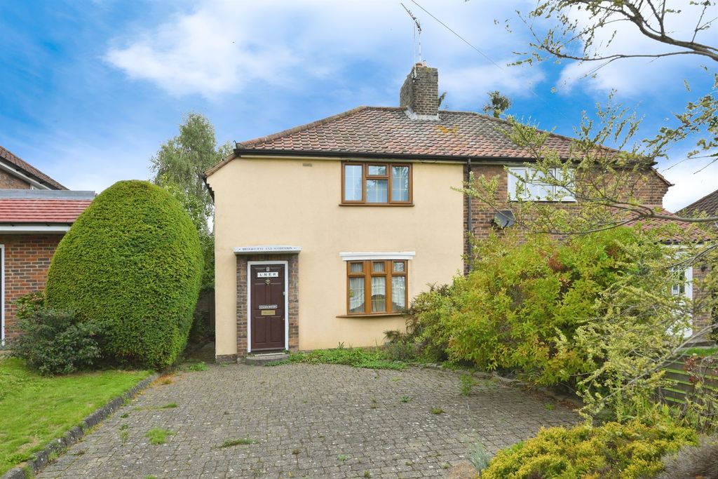 Property photo 1 of 16