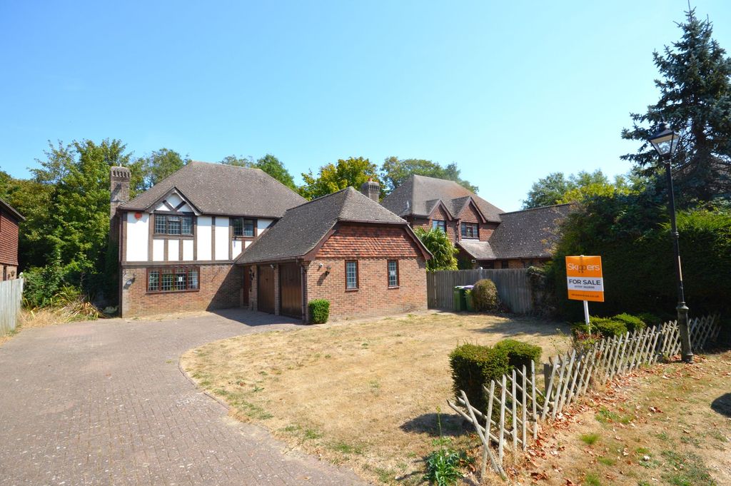 Property photo 1 of 27