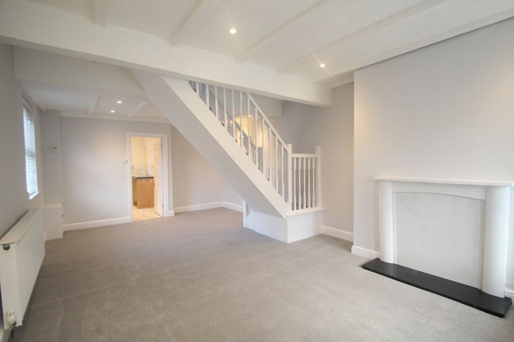 Property photo 2 of 15 Picture No. 31