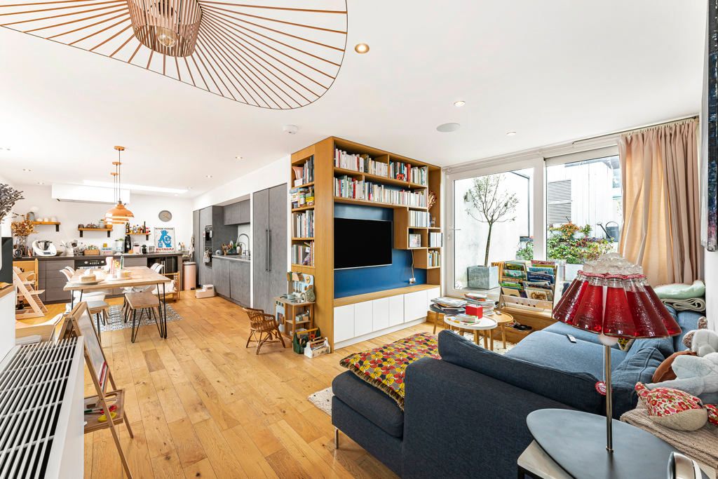 Property photo 1 of 22 Reception Room