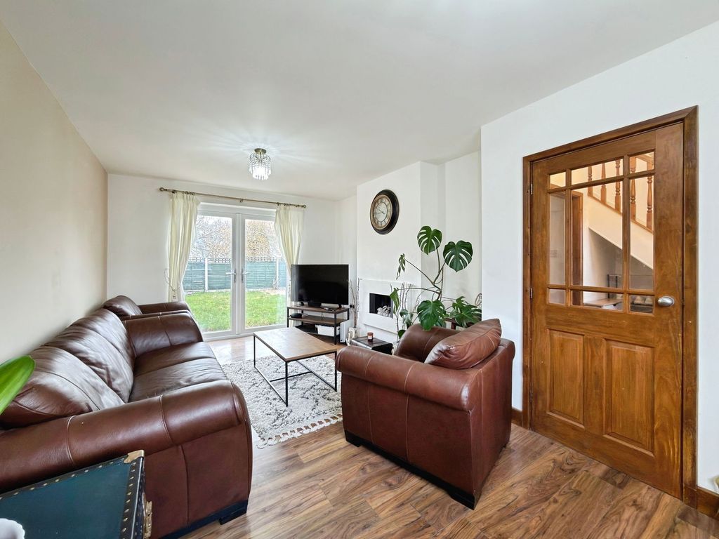 Property photo 3 of 18