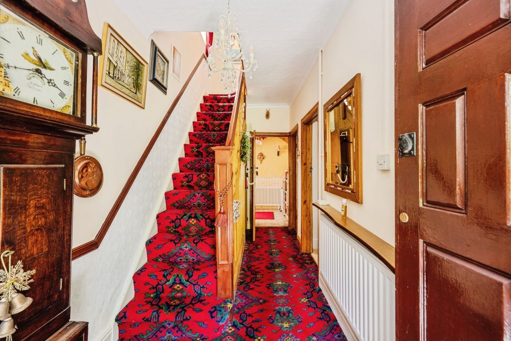 Property photo 3 of 20 Pbox-Img.Jpg