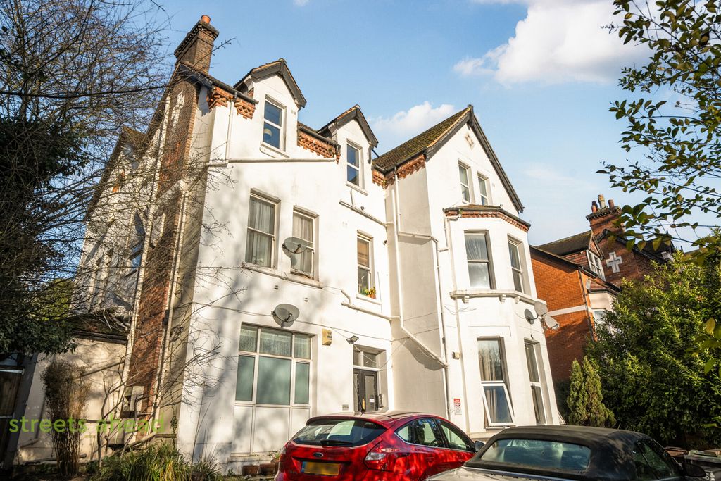 Property photo 1 of 14 06c4Ddd3-d3c7-485...