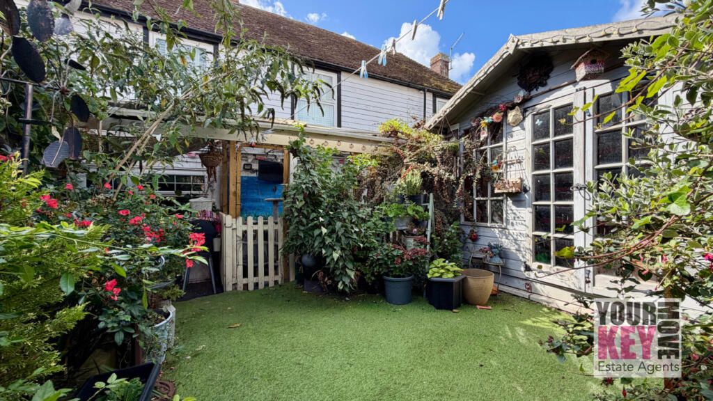 Property photo 2 of 26