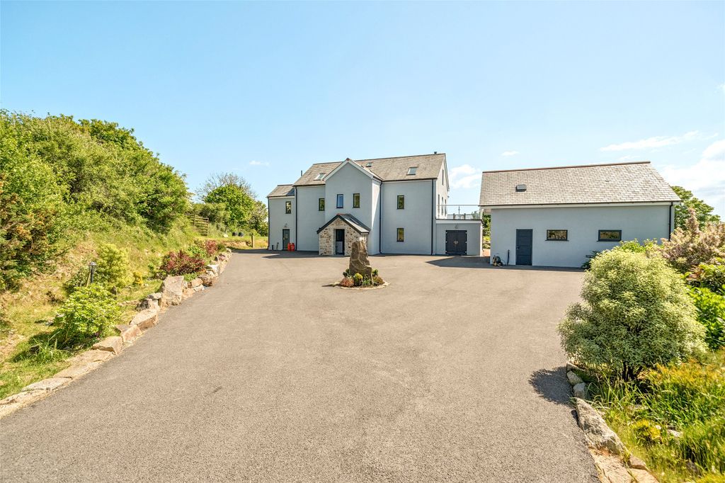 Property photo 3 of 41 Picture No. 02