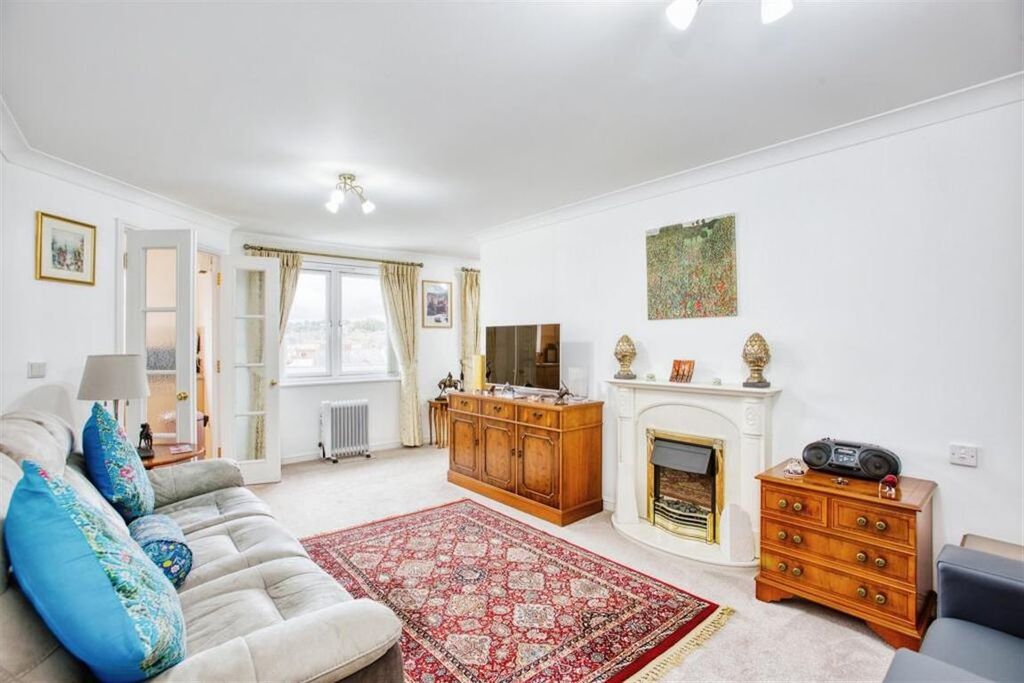 Property photo 2 of 13