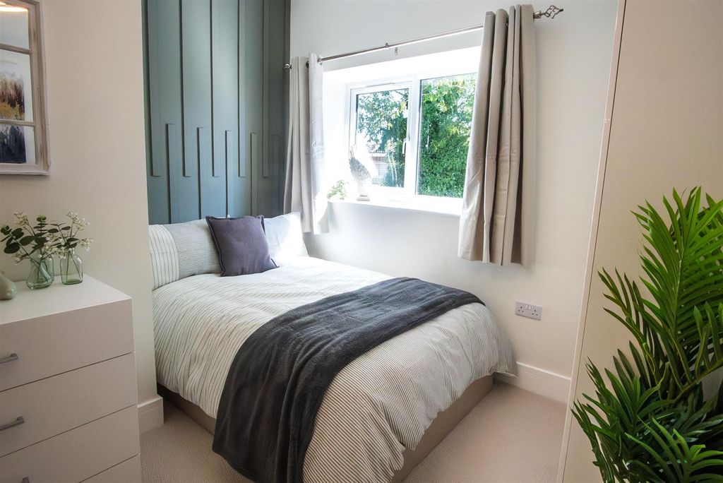 Property photo 1 of 6 224 Fishponds Rd_4