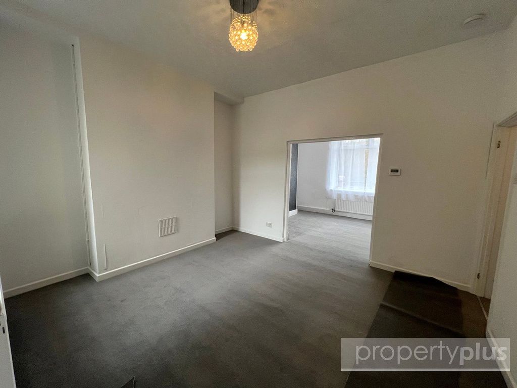 Property photo 3 of 13 Picture No. 08