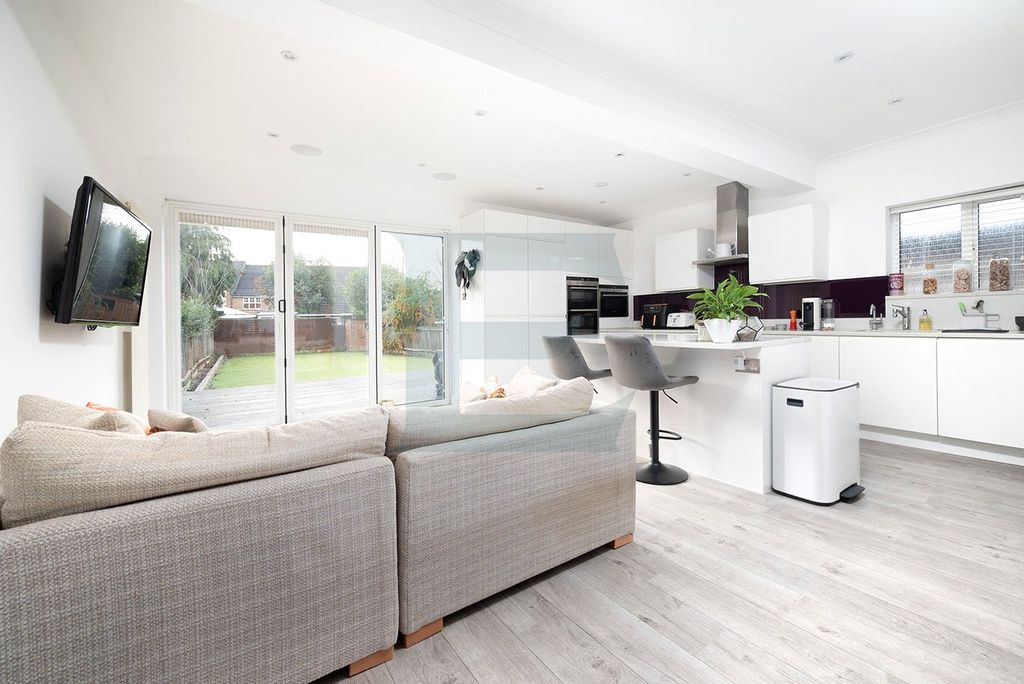 Property photo 2 of 18 Picture No. 07